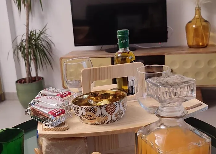 Escal'home Design Au Pied De L'aeroport, Parkings * Blagnac