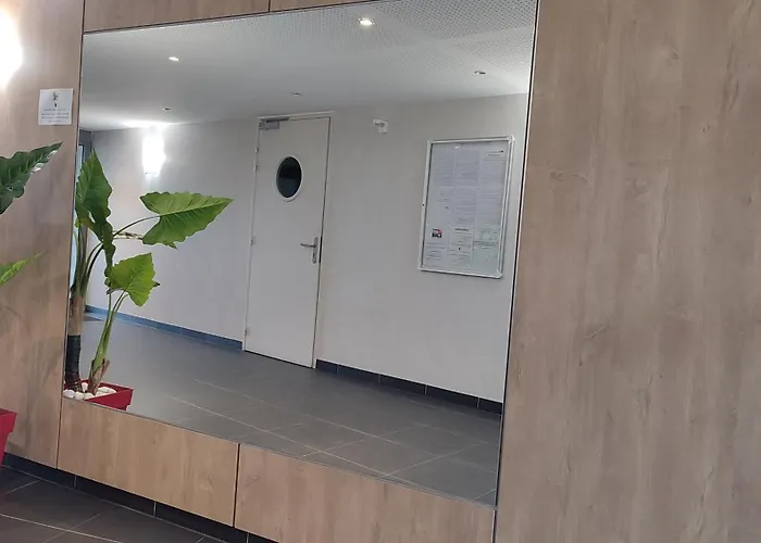 Escal'home Design Au Pied De L'aeroport, Parkings Apartamento *