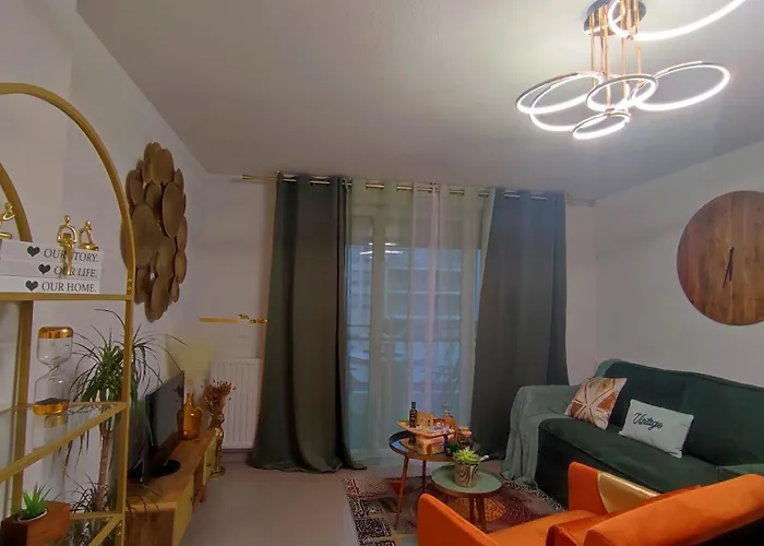 Escal'home Design Au Pied De L'aeroport, Parkings Appartement